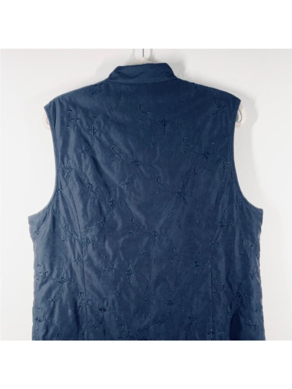 Vintage Talbots Black Embroidered Vest - large - Picture 5 of 7